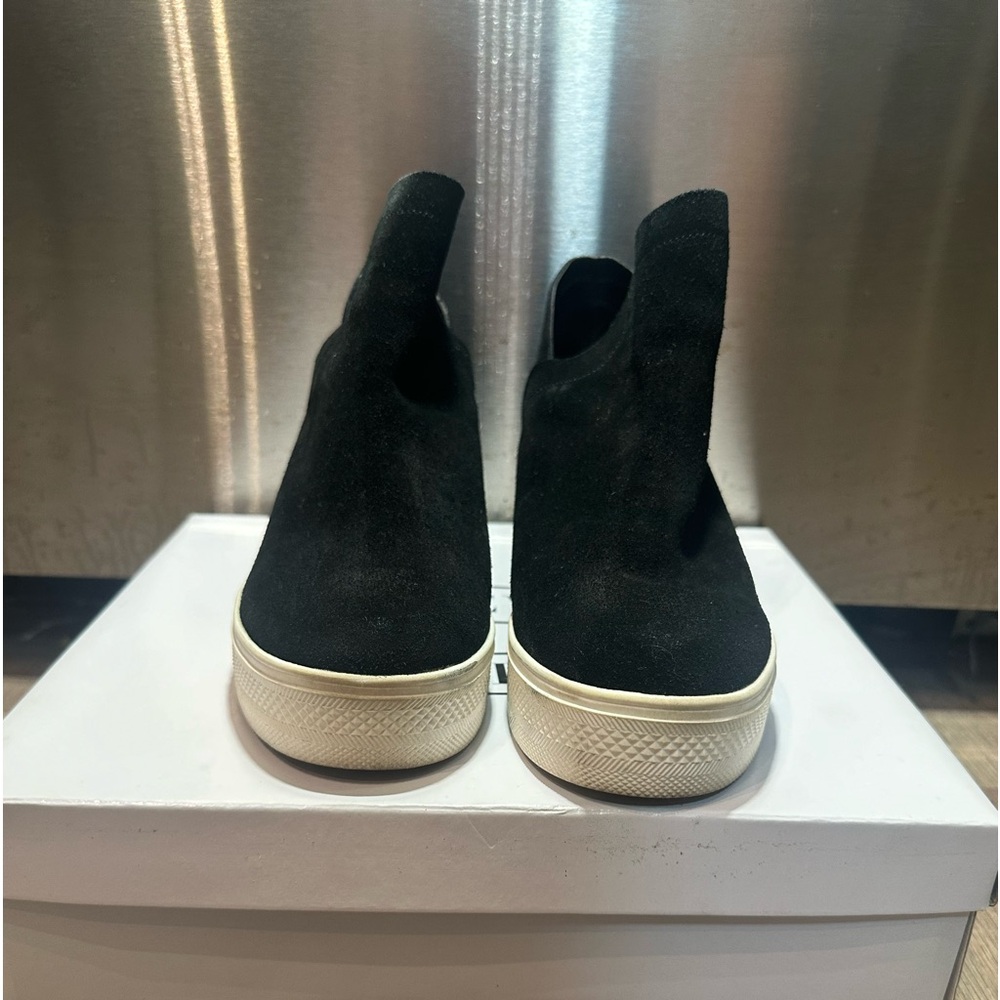 STEVE MADDEN Wrangler with hidden heel
